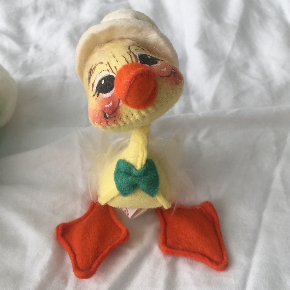 Bundle of Anna Lee Easter/Spring Dolls - Picture 8 of 11